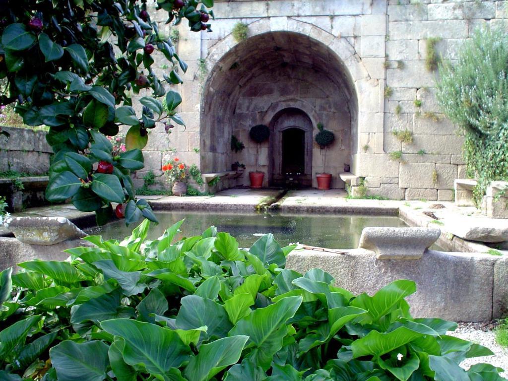 Casa Do Meio Do Povo - Turismo De Habitacao 샤베스 외부 사진
