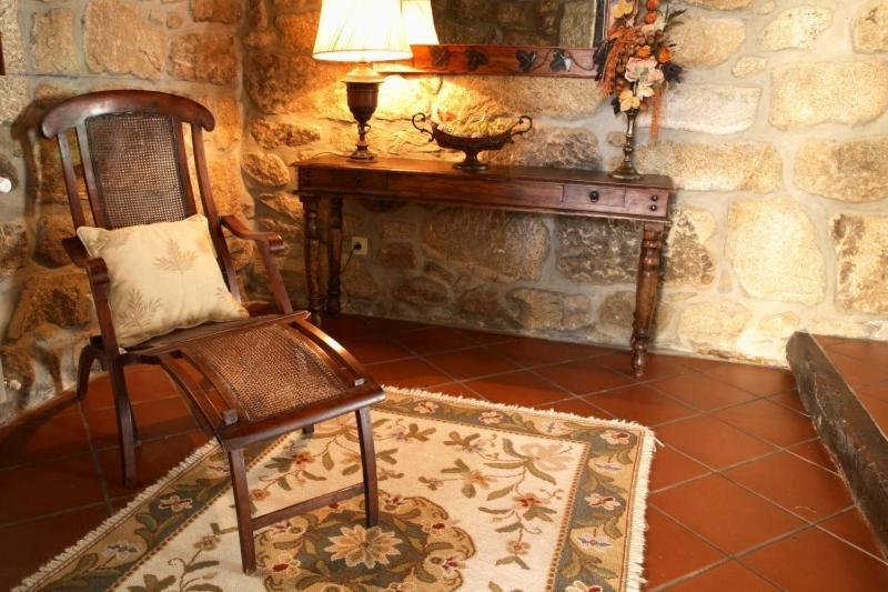 Casa Do Meio Do Povo - Turismo De Habitacao 샤베스 외부 사진